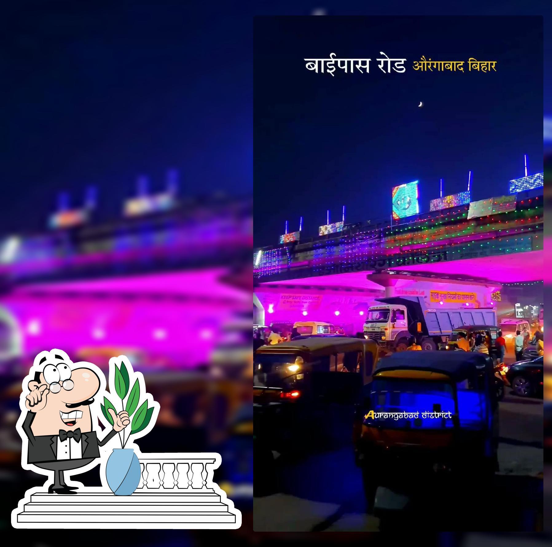 Z Square Roof Top Café