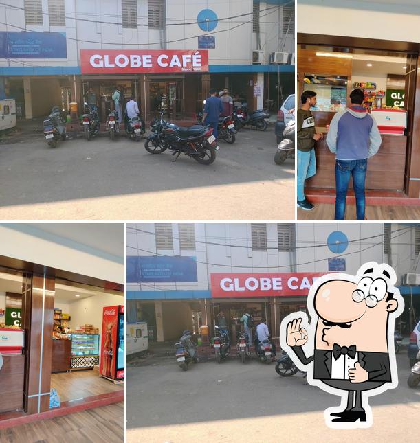 Here's a picture of Globe Cafe