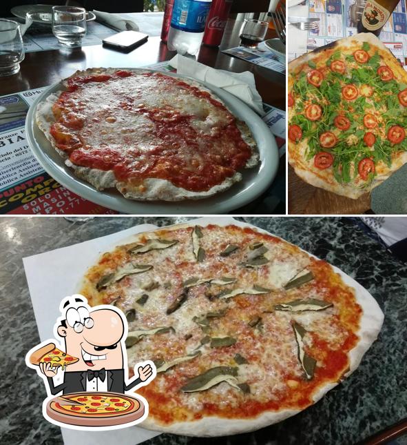Scegli una pizza a Ristorante Pizzeria Da Sabatino
