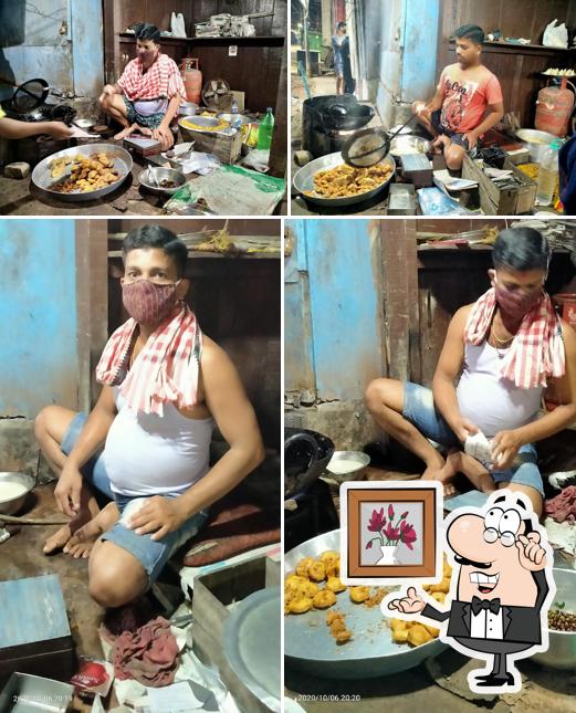 DUKHIA TIFFIN CENTER (ଦୁଃଖିଆ ଟିଫିନ ସେଣ୍ଟର)