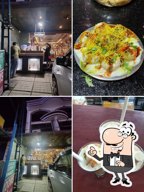 The interior of Dr.'s chaat