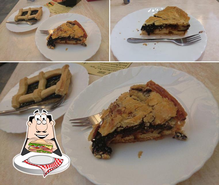 Prenditi un panino a Pasticceria Laura