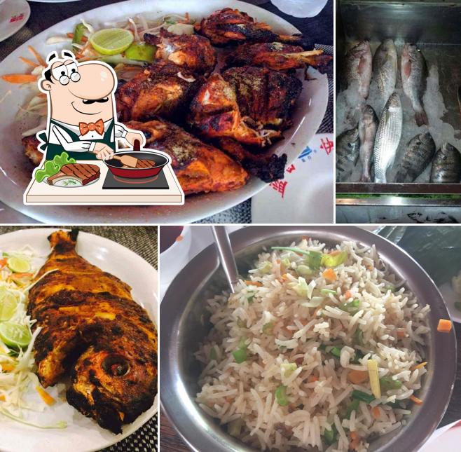 Try out meat meals at Cochin Fort Restaurant