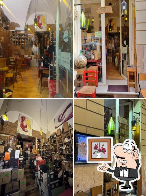 Gli interni di Enoteca Domus Vini