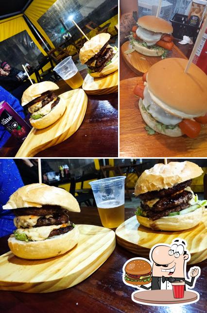 Os hambúrgueres do Gato Nobre Afonso Pena irão satisfazer diferentes gostos