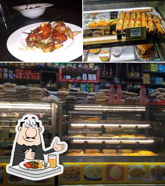 Food at Super Max Bakers