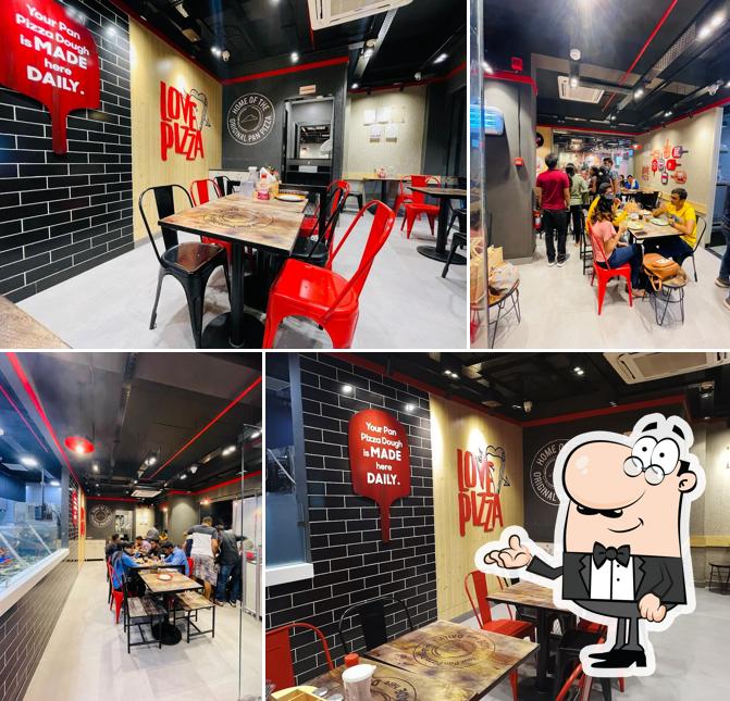 Check out how Pizza Hut Patrakar Nagar, Sangli looks inside