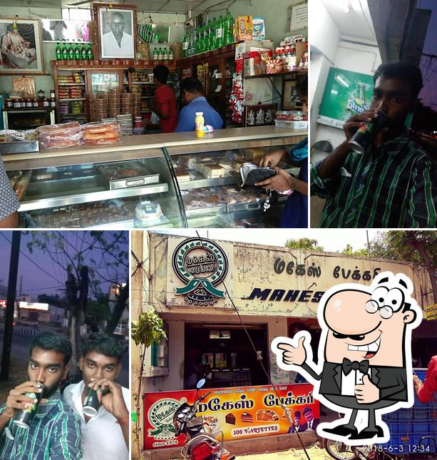 Look at the pic of New Mahesh Bakery