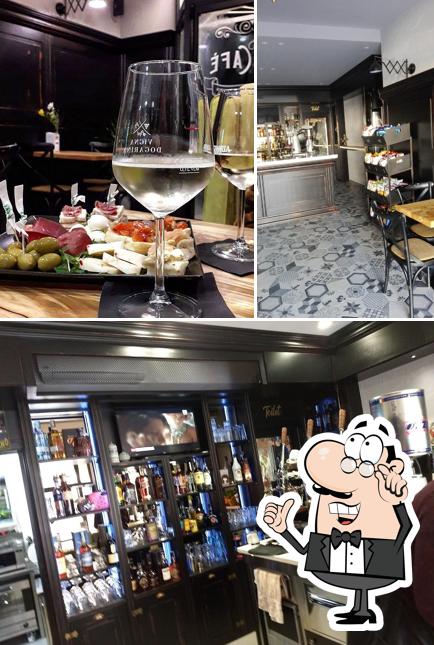 La interni e alcol del ristorante