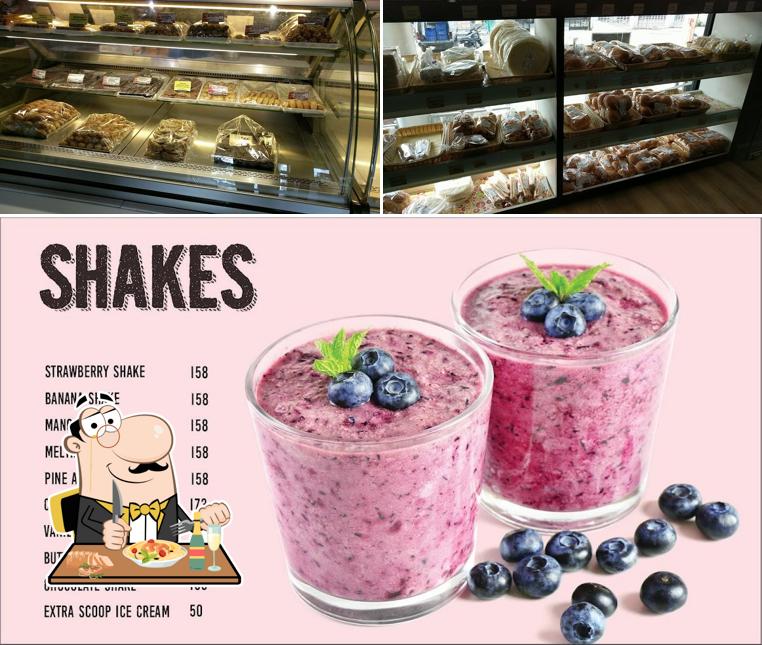 Meals at Mr. Brown Bakery (Magnum Plaza, Gomti Nagar)