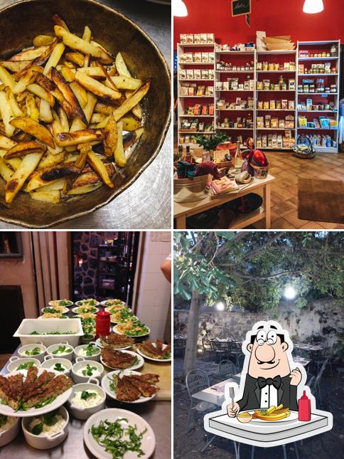 Assaggia le patatine fritte a Pizzeria Bio In un angolo di mondo