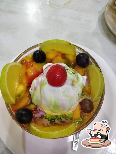 Cafe metro Family Restaurant offers a range of desserts