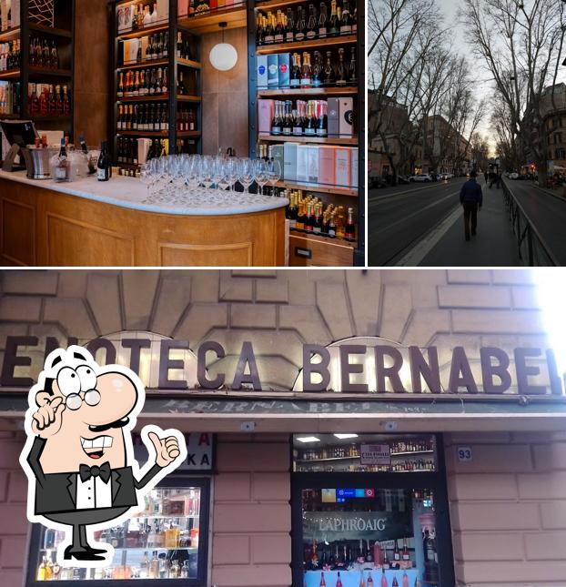 Dai un'occhiata agli interni di Enoteca Bernabei Trastevere