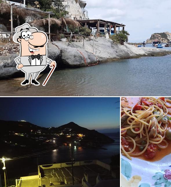 Guarda la parte esterna di La Marina