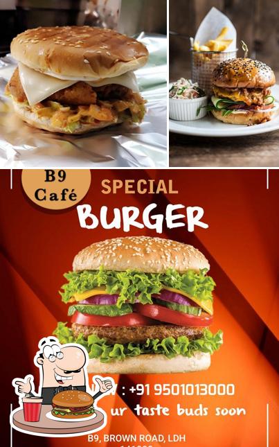 Hamburger at B9 Café
