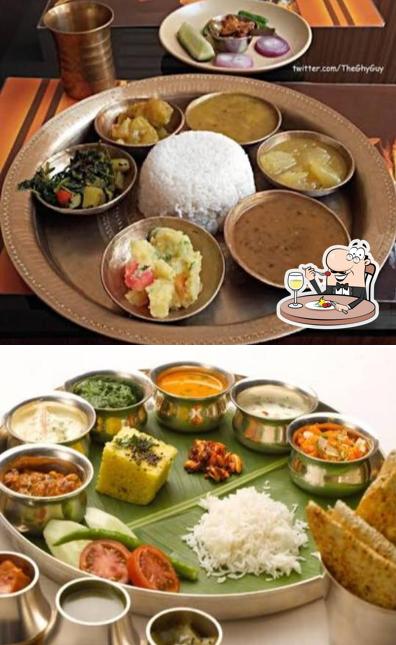 Maa Saroda Restaurant