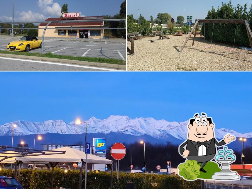 Gli esterni di SARNI Piscina Sud