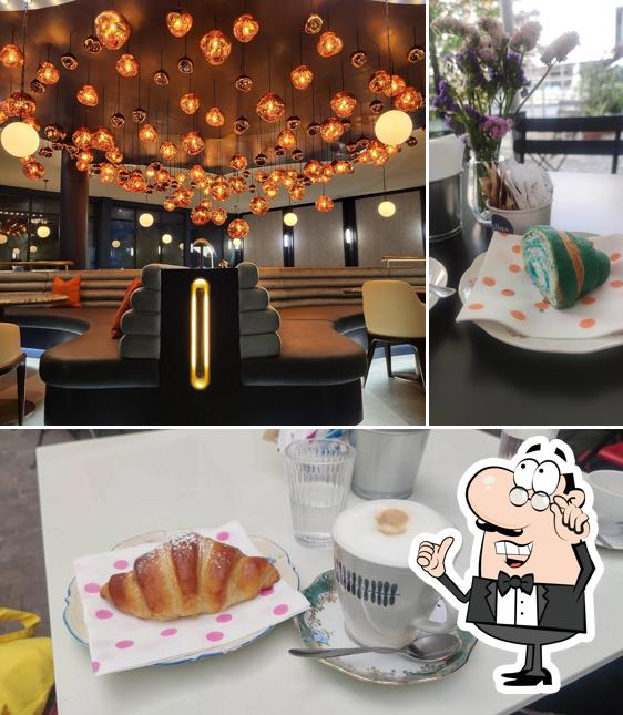 Guarda la immagine che mostra la interni e cibo di Caffetteria Gias