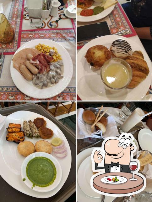 This is the picture displaying food and dining table at Jaipur Pavilion