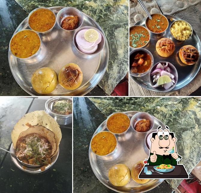 Food at Shri Krishna Bhojanalaya