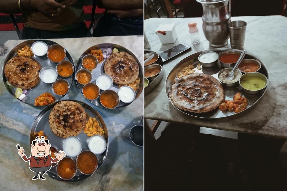Meals at Mahadev Marwadi Bhojanalay