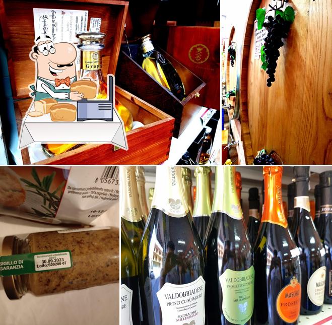 Vino Sfuso Produzione Propria Enoteca - Liquori - Acqua - Bibite . Di Giunta Rocco