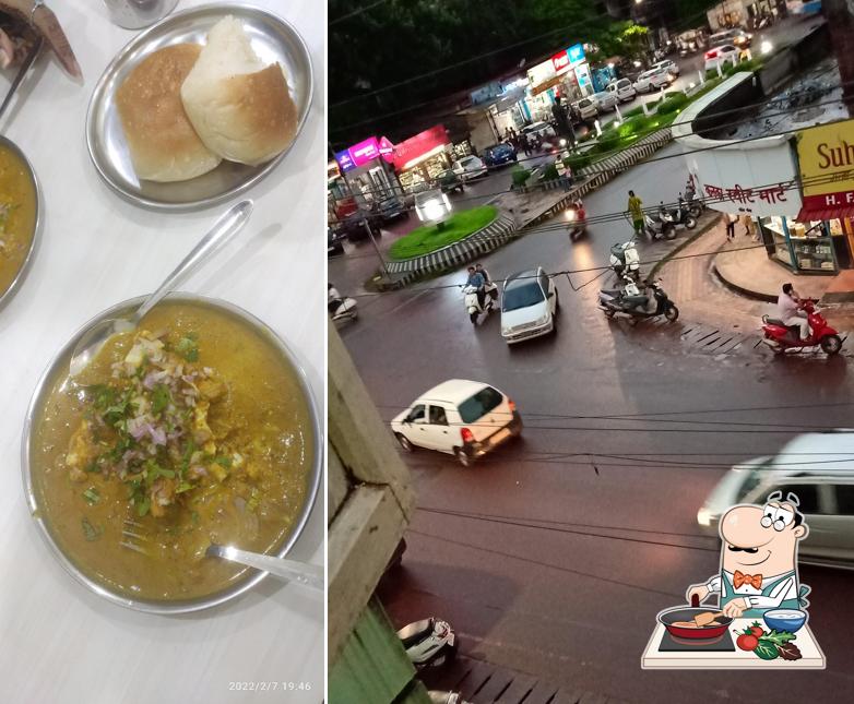 Chicken curry at Udupi Restaurant