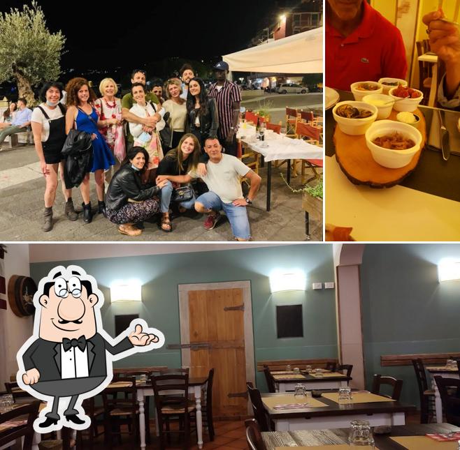 Siediti a un tavolo di Antica Osteria Del Ponte