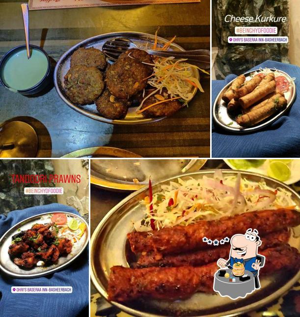 Food at Gufaa Ohri’s Cuisine Court