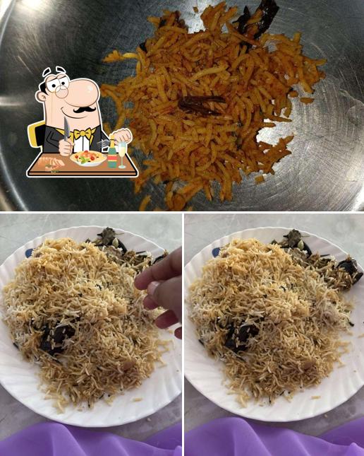 Pad thai at Naidu Gari Vantillu