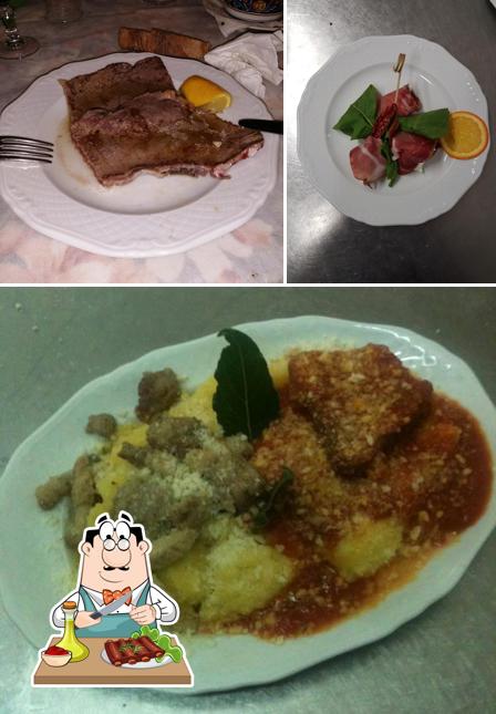 Prenditi i piatti di carne a Ristorante Bar Albergo Corradetti