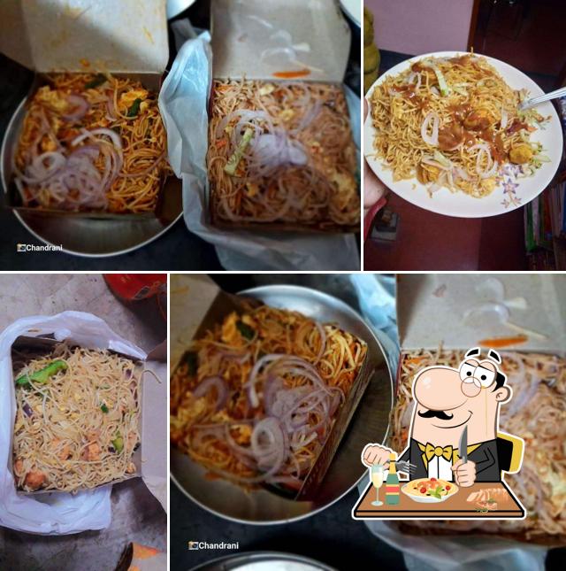 Pad thai at Sudama Roll Centre