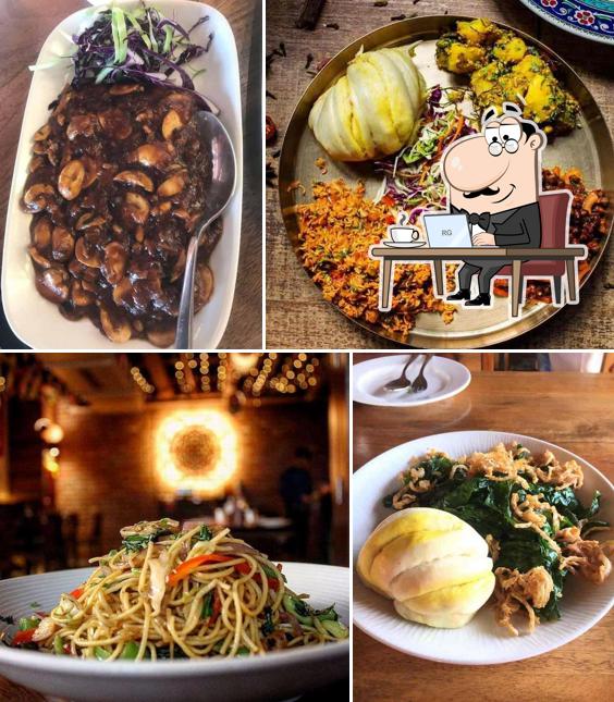 Check out how Yeti - The Himalayan Kitchen, Cross Point looks inside