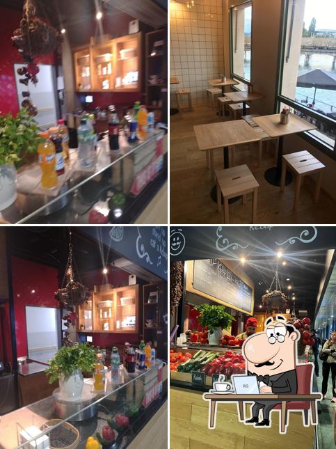 Gli interni di little istanbul