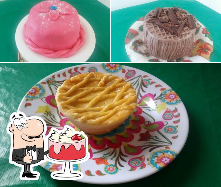 Look at the picture of Cida Lôbo Café e Confeitaria
