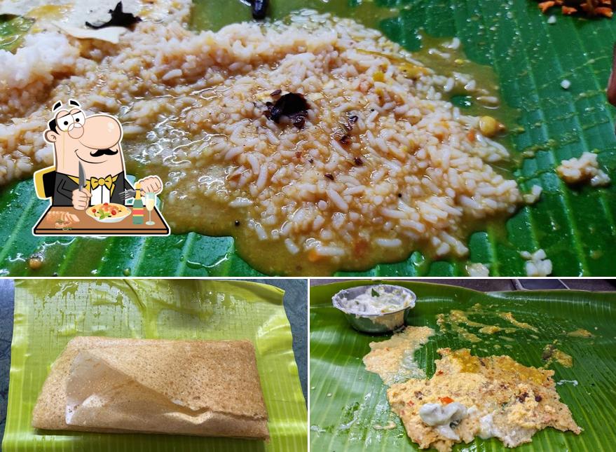 Idli at Mangalambiga Coffee and Tiffin Center