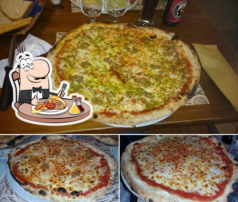 Scegli tra le molte varianti di pizza