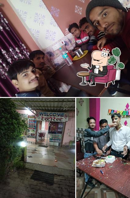 Check out how आइये कभी हमसफर फैमली रेस्टोरेंट looks inside