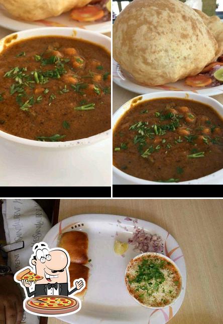 Try out pizza at Netra Coffeeshop