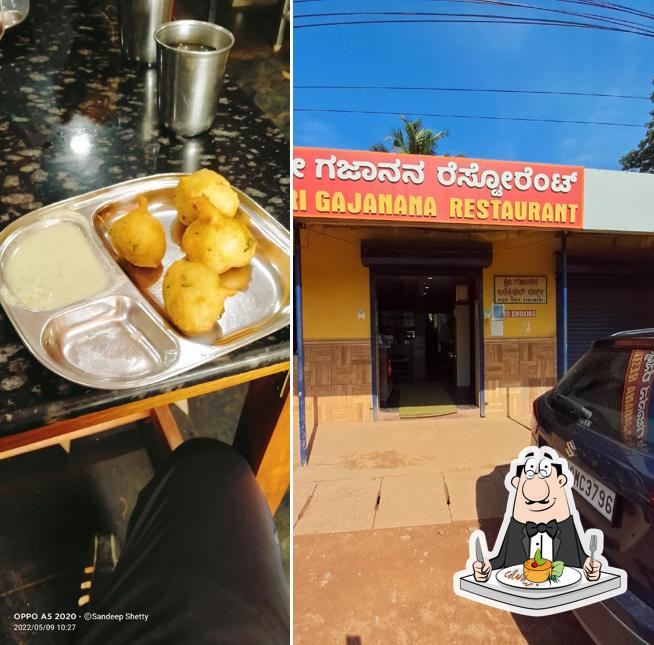 Meals at Hotel Gajanan