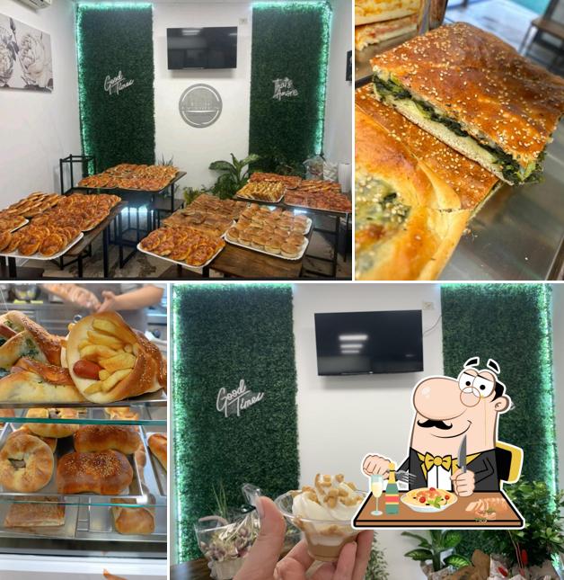 Cibo al Food Evolution Rosticceria, Tavola Calda, Arancine, Panini, Yogurteria