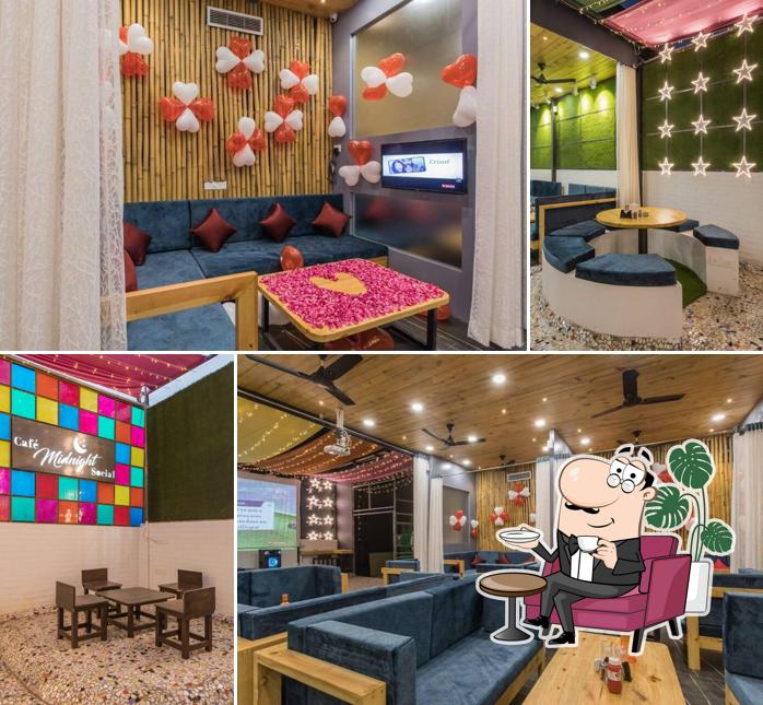 Cafe midnight terrace