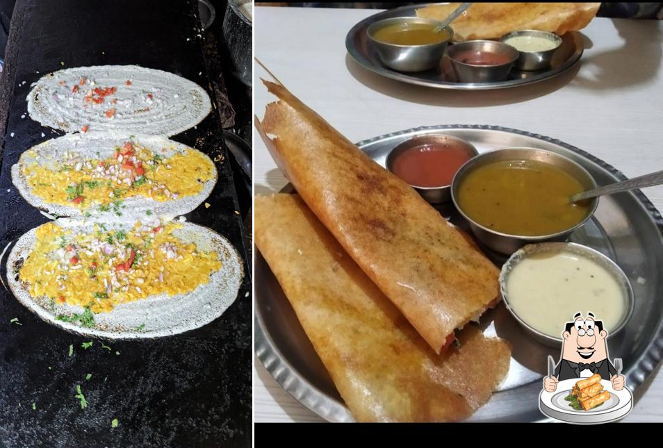 Spring rolls at Aanaa Dosa Center