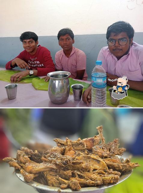 Food at Shencottai Border Parotta veg / non veg