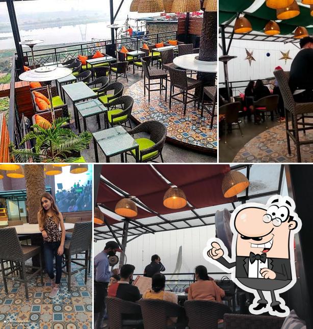 Check out how Signature Cafe Delhi looks inside