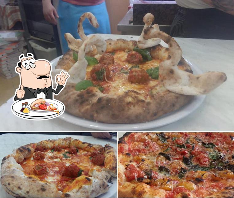 A Il Re Leone Sala Eventi, puoi prenderti una bella pizza