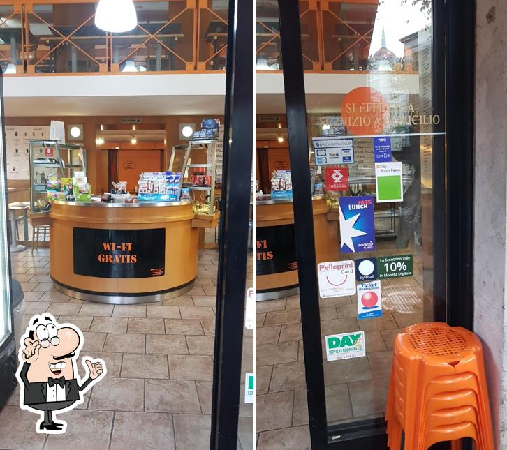 Gli interni di New Brand Cafè