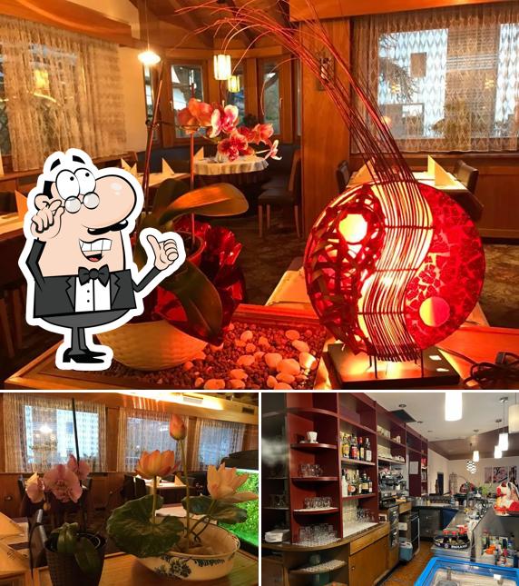 Siediti a un tavolo di Ristorante Lotus