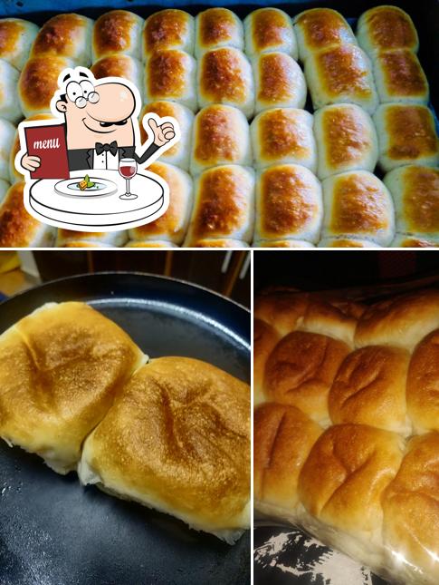 Meals at Mumbai Bakery (Ladi Pav)