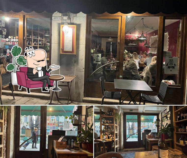 Siediti a un tavolo di Osteria Anice Stellato
